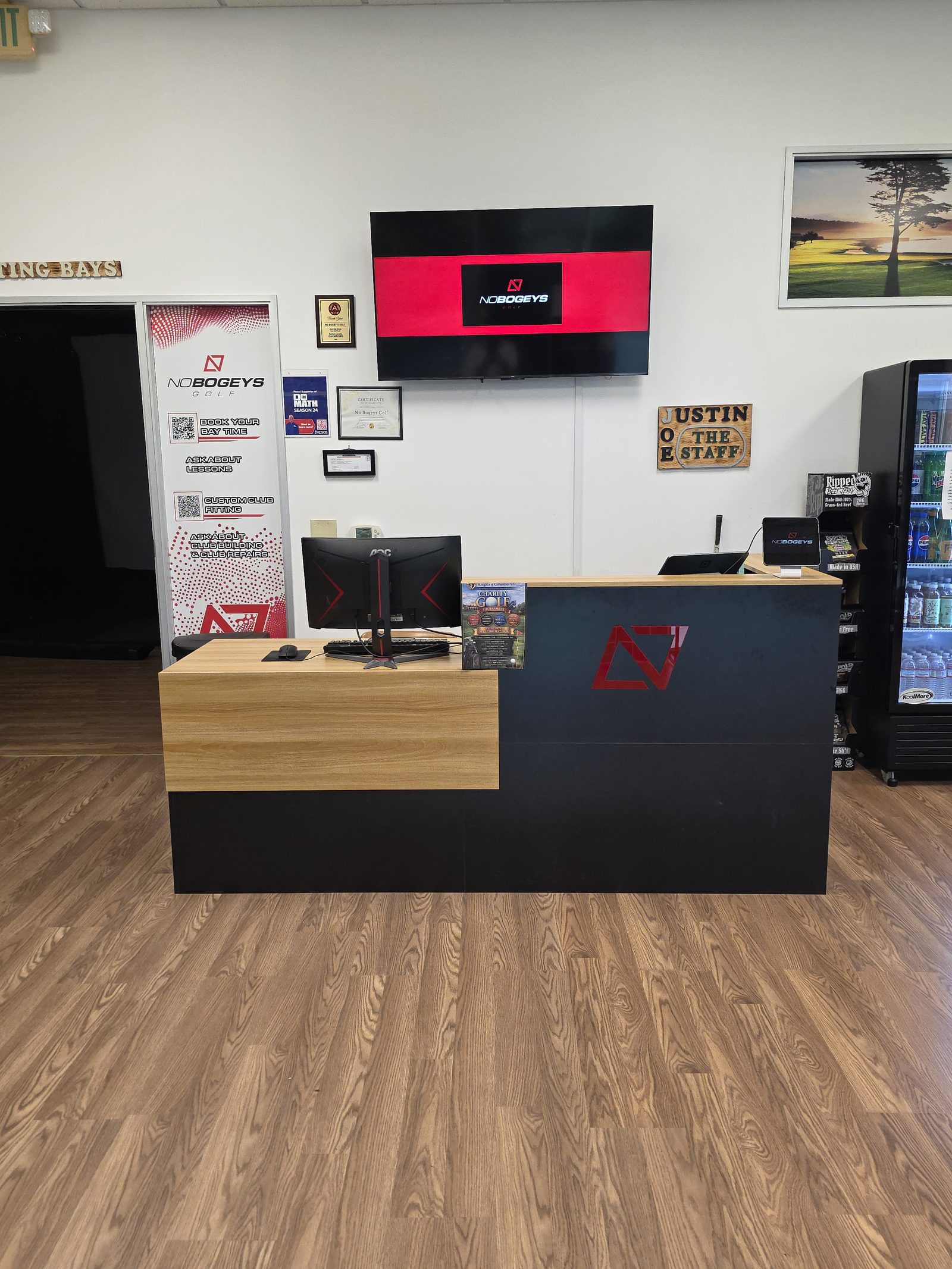 The front desk at No Bogeys Bakersfield